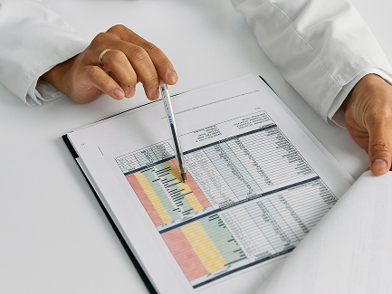 Blutfettwerte – Bedeutung, Symptome & Tipps zum Senken